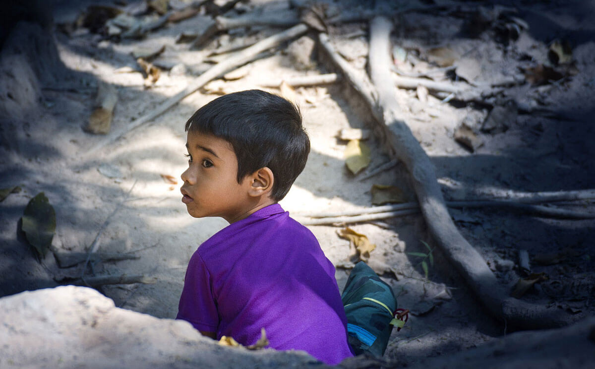 Contribute to them with us by your Hand